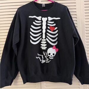 Halloween Pregnant Skeleton and Heart Design Crewneck